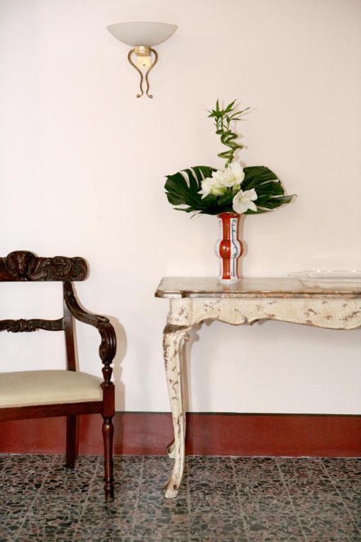 Bellezza Suites Cagliari Eksteriør bilde